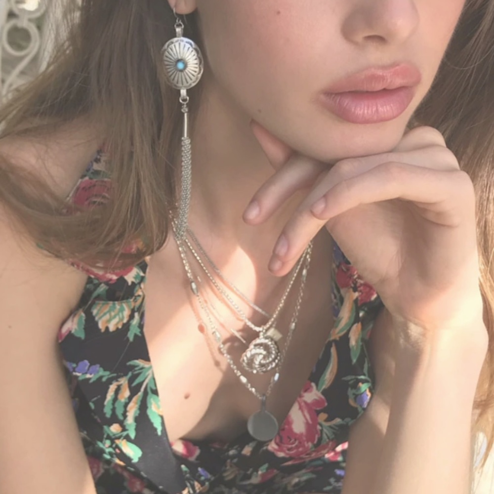 VANESSA MOONEY // gold valleta necklace - Picture 7 of 7